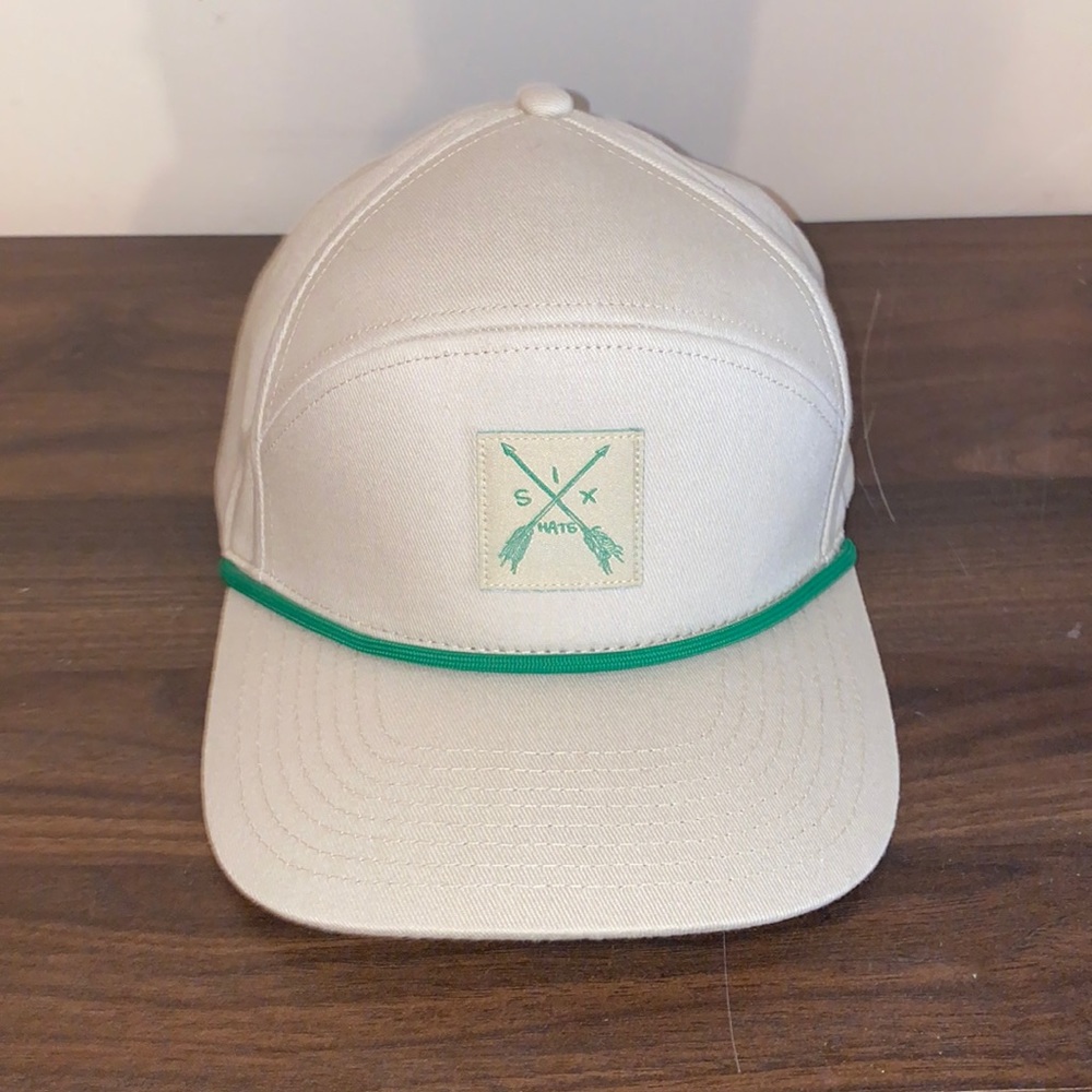 SIX HATS SUPPLY BRAND • TRUCKER/GOLF HAT • ADJUSTABLE SIZE